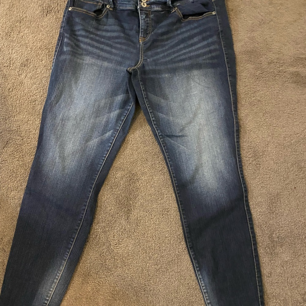 Torrid premium blue jeans size 18 Regular